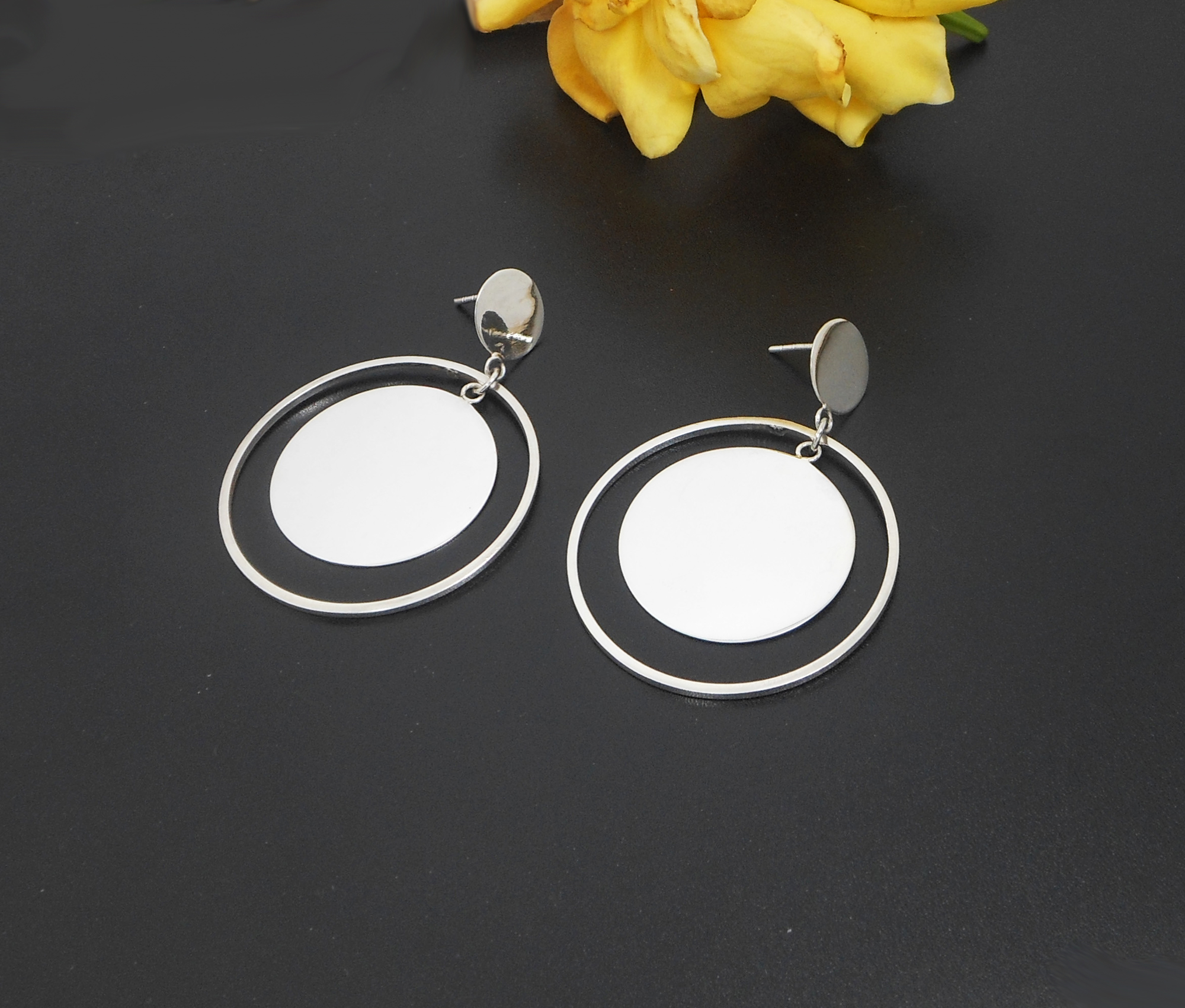 Handmade 925 Sterling Silver Spinning Circle & Disc Drop Earrings – Contemporary Geometric Jewelry - Image 3
