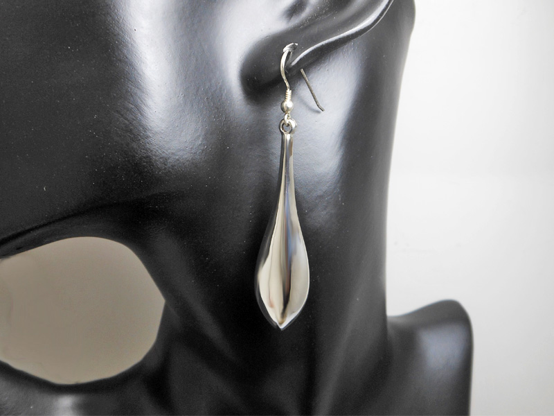 Handmade 925 Sterling Silver Elongated Teardrop Earrings – Sculptural Polished Statement Dangles - Image 3