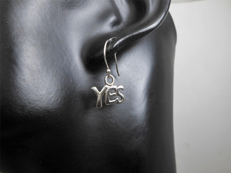 Handmade 925 Sterling Silver Yes No Mismatch Earrings – Unique Word Letter Drop Jewelry - Image 5
