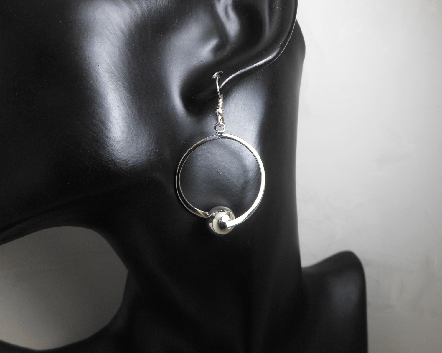 Handmade 925 Sterling Silver Circle & Bead Drop Earrings – Contemporary Geometric Jewelry - Image 6
