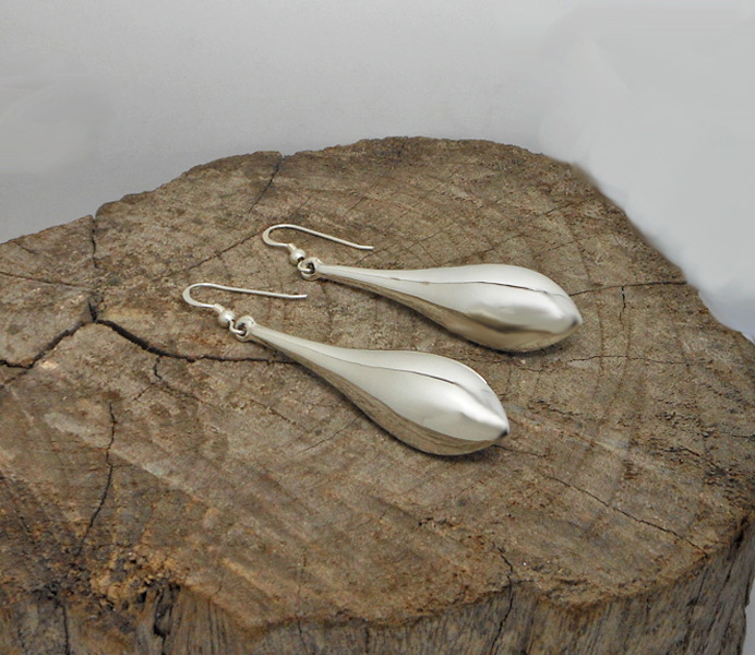 Handmade 925 Sterling Silver Elongated Teardrop Earrings – Sculptural Polished Statement Dangles - Image 10