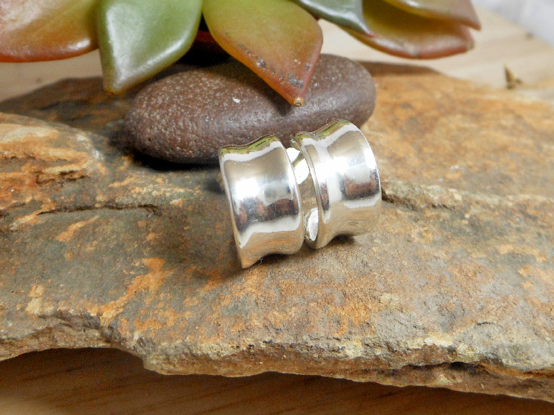 925 Sterling Silver Concave Hoop Stud Earrings – Handmade Geometric Jewelry - Image 2