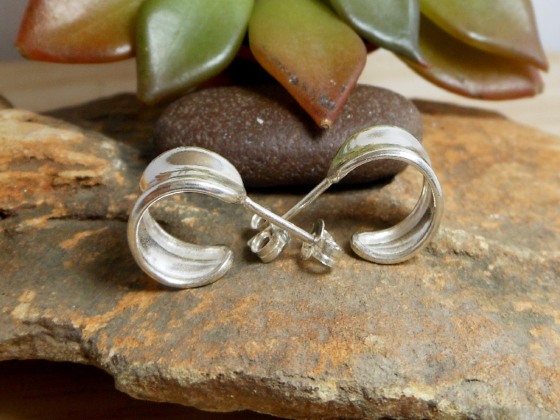 925 Sterling Silver Concave Hoop Stud Earrings – Handmade Geometric Jewelry - Image 3