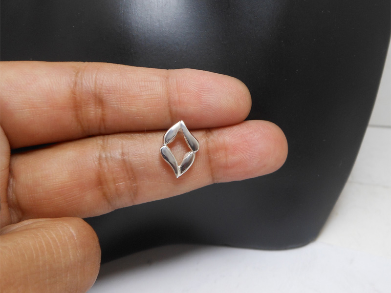 Minimalist 925 Sterling Silver Evil Eye Stud Earrings – Handmade Geometric Jewelry - Image 4