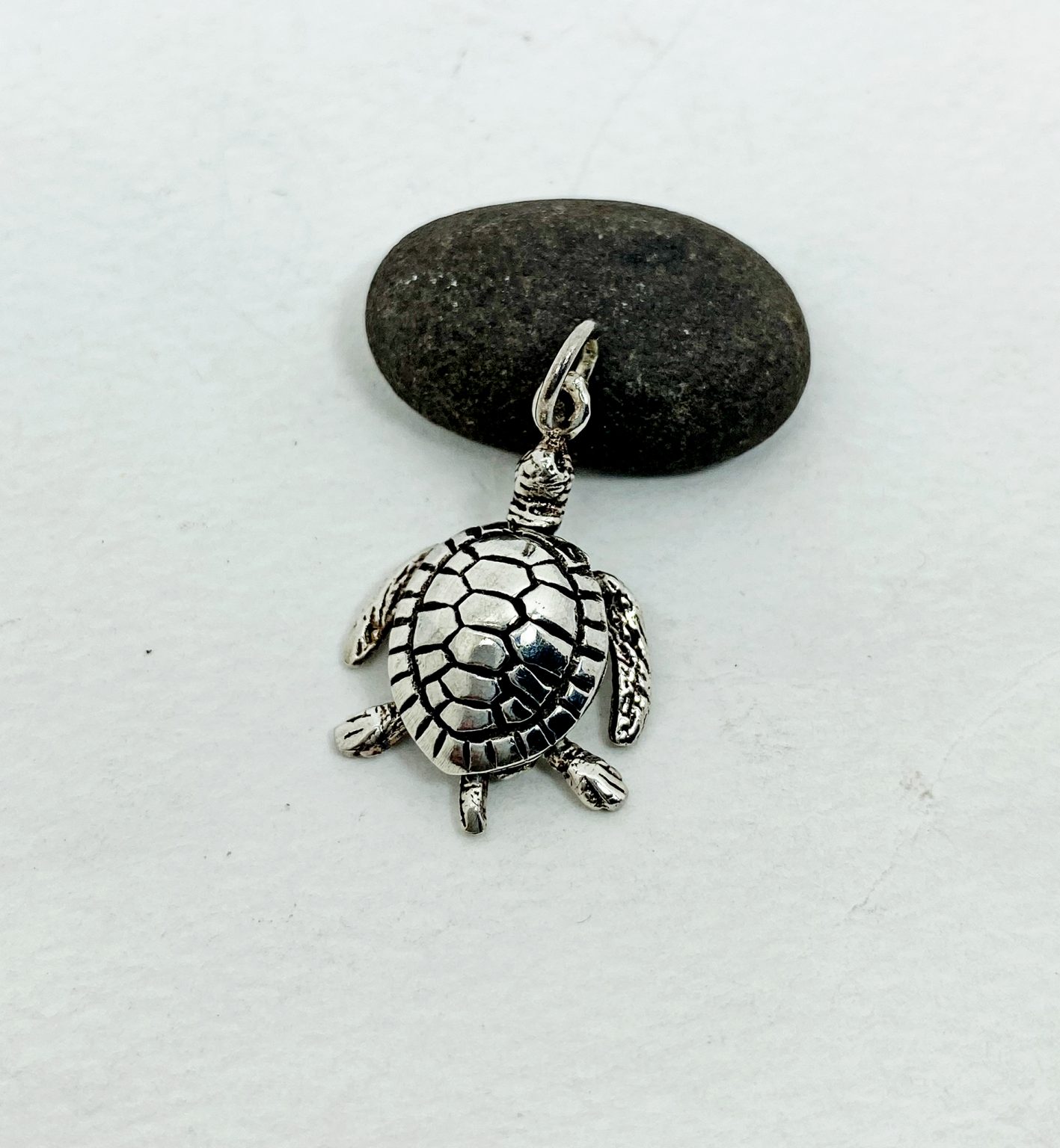 Sup Silver Movable Mother & Baby Turtles Pendant, 925 Silver Animal