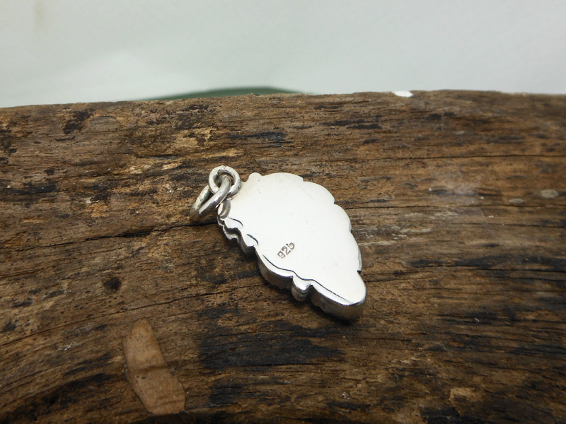 Handmade 925 Sterling Silver flower pendant, right-facing style