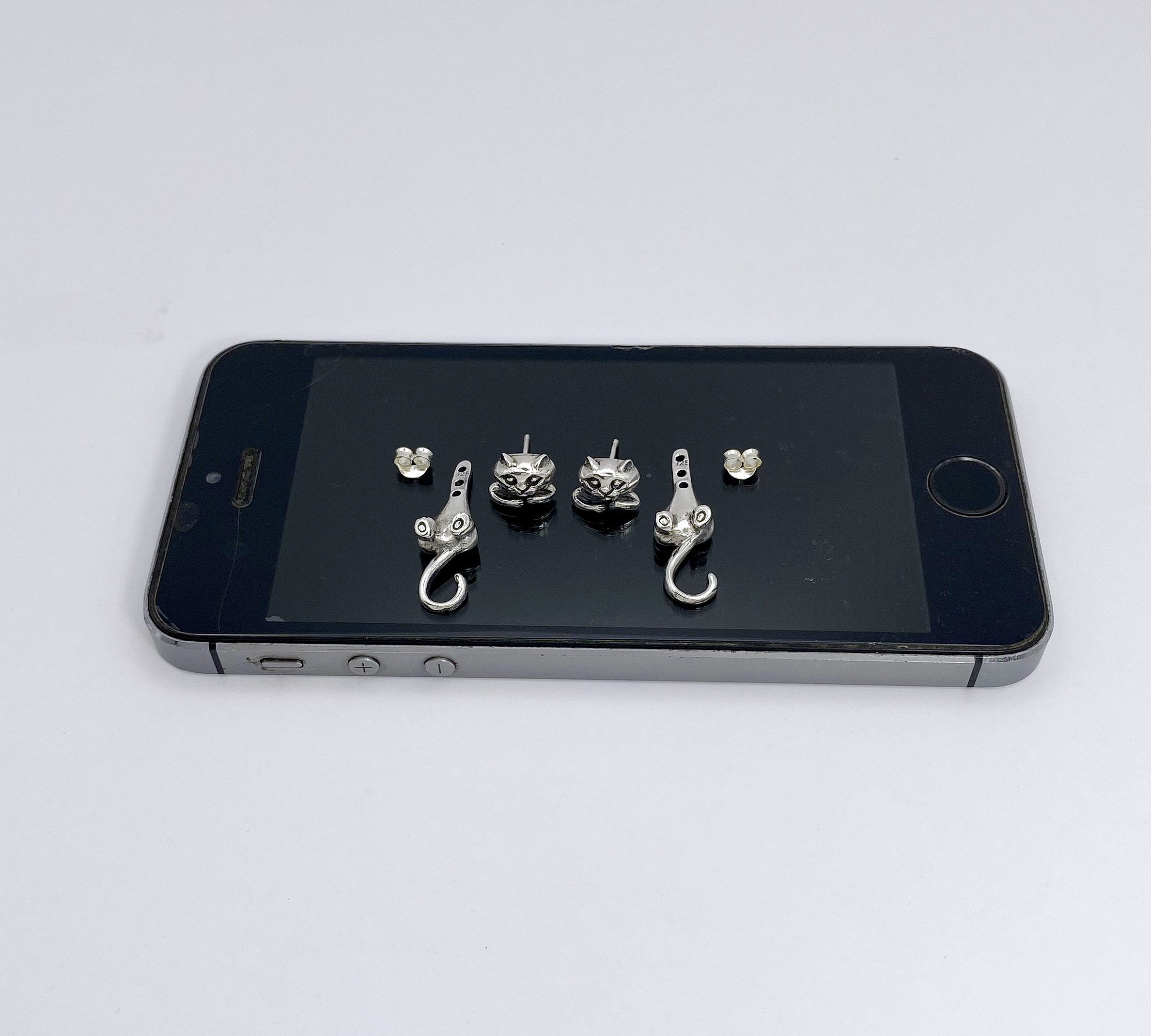 925 sterling silver cat earring jackets, black background