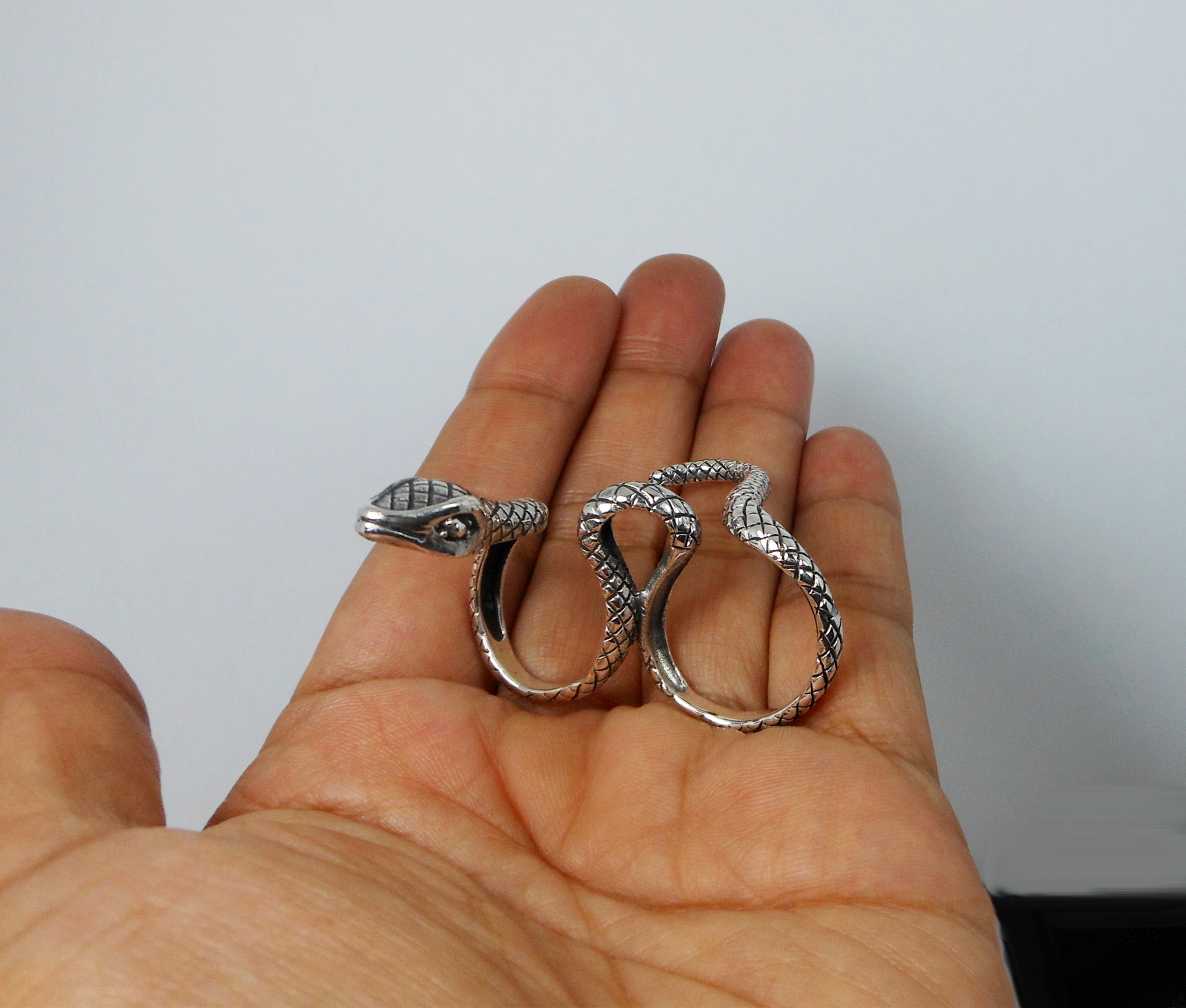 Snake Textured Wrap Double Ring – 925 Sterling Silver Adjustable Unisex Jewelry - Image 9