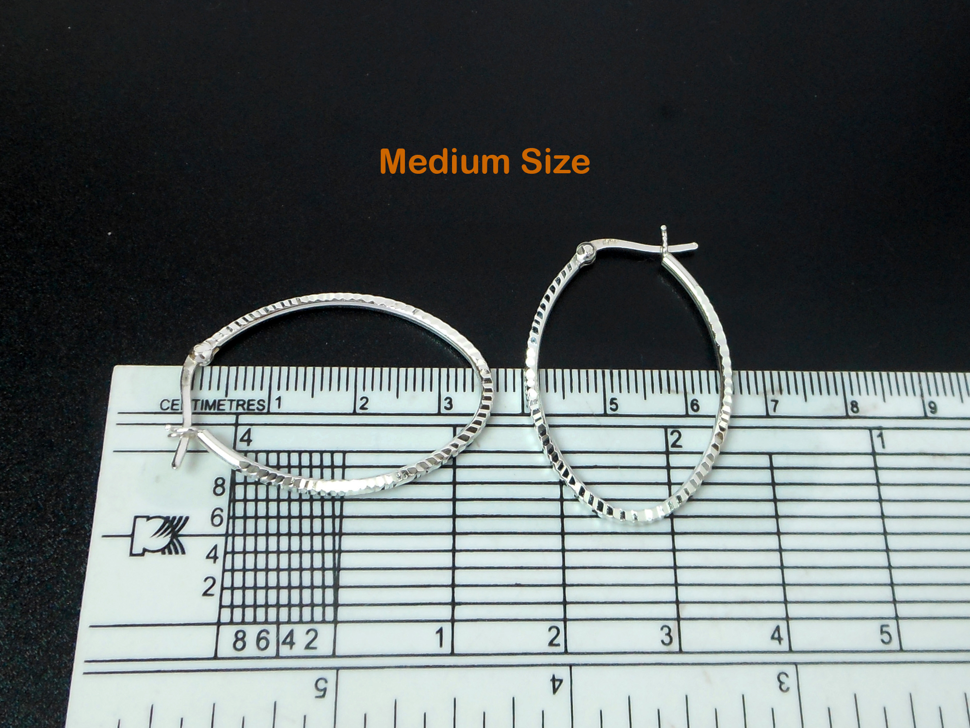 Handmade Diamond-Cut Oval Hoop Earrings – 925 Sterling Silver Textured Jewelry - Image 7
