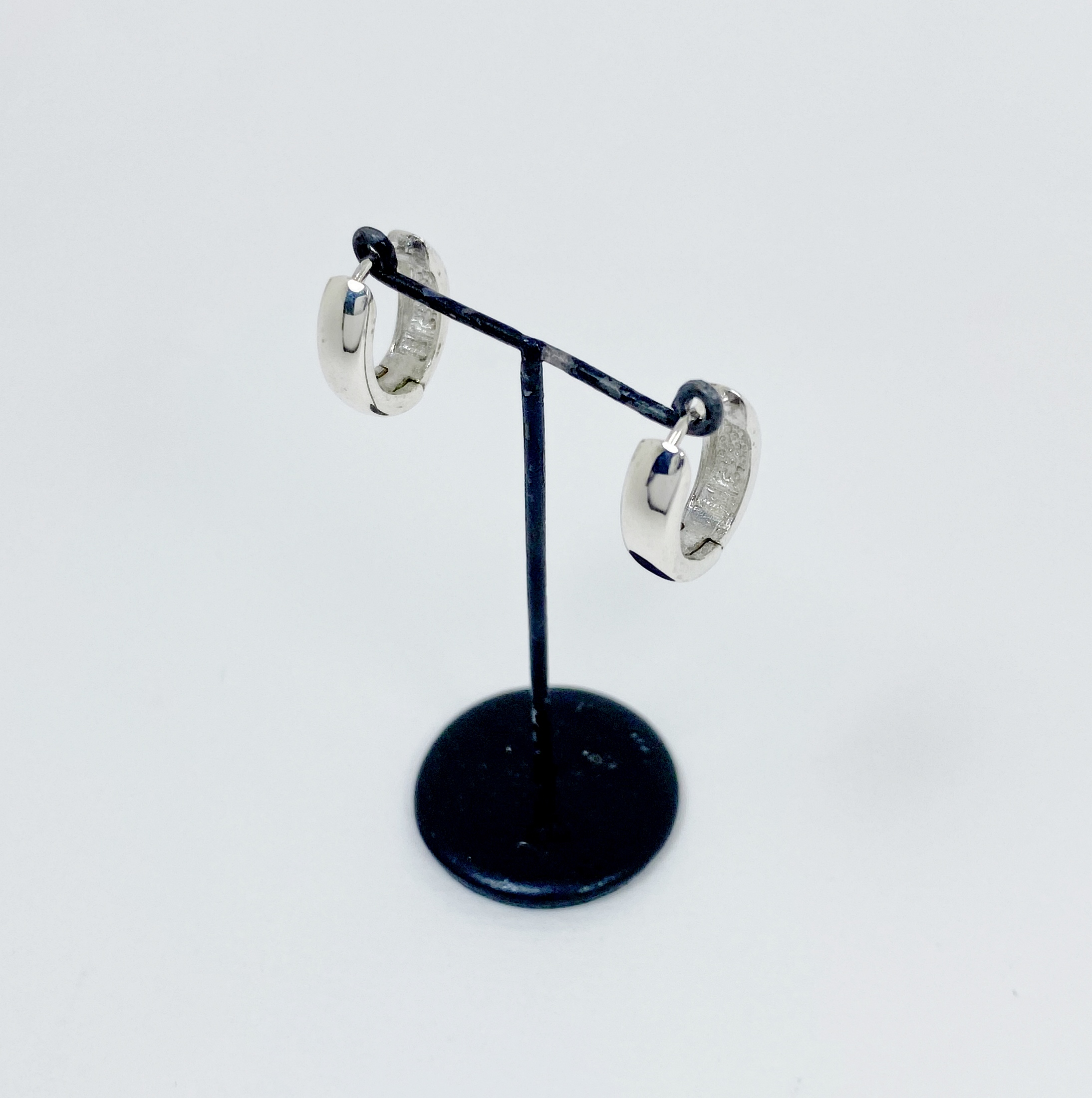 Oval Huggie Earrings – 925 Sterling Silver 4mm Wide Unisex Handmade Hoops - Image 12