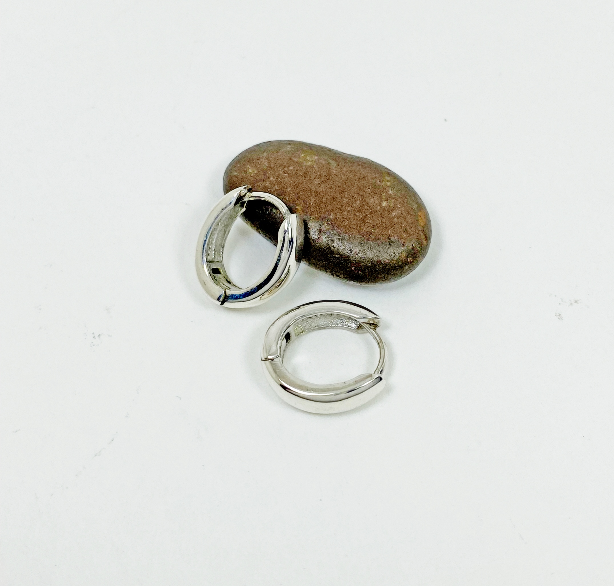 Oval Huggie Earrings – 925 Sterling Silver 4mm Wide Unisex Handmade Hoops