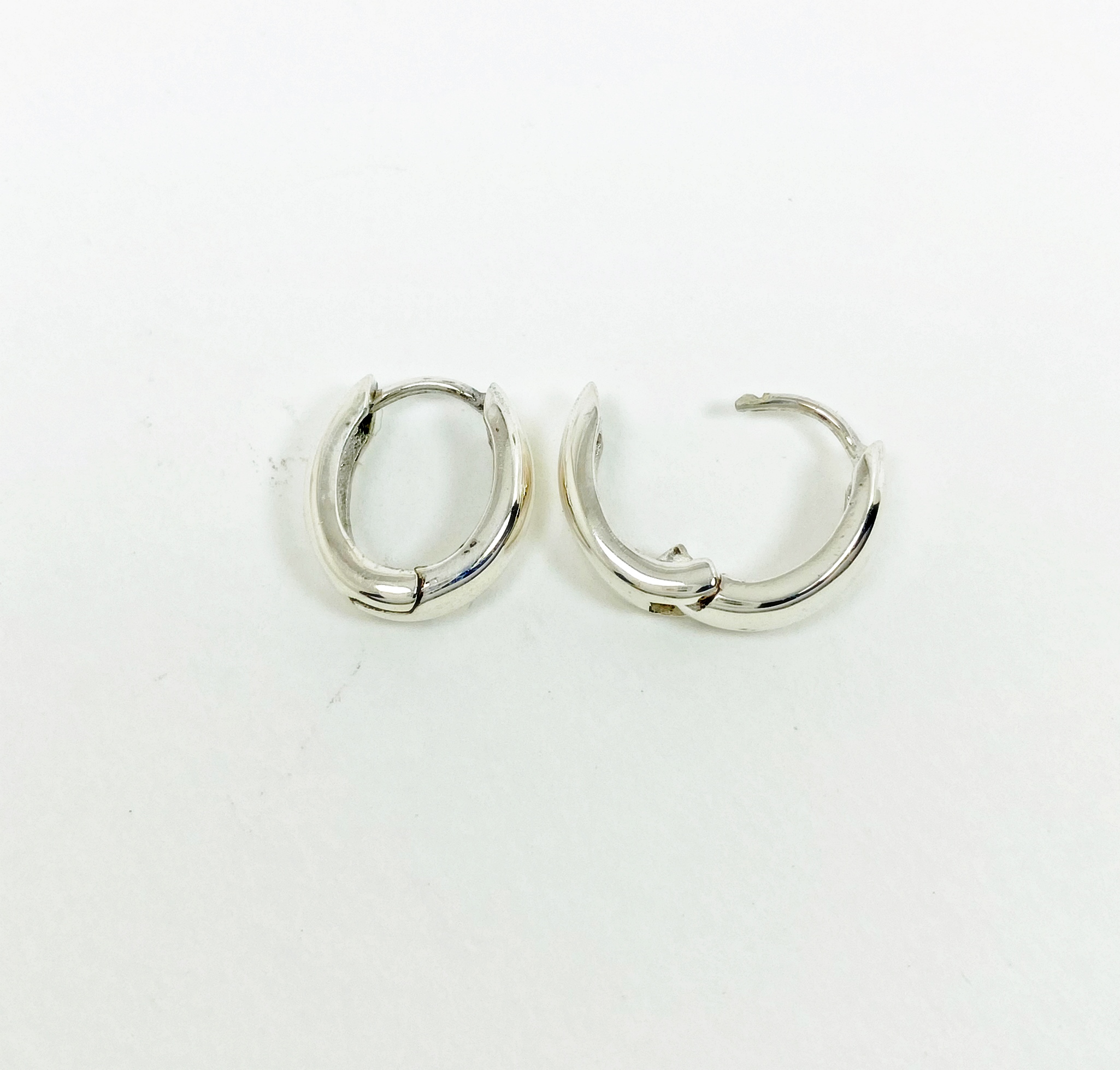 Oval Huggie Earrings – 925 Sterling Silver 4mm Wide Unisex Handmade Hoops - Image 15