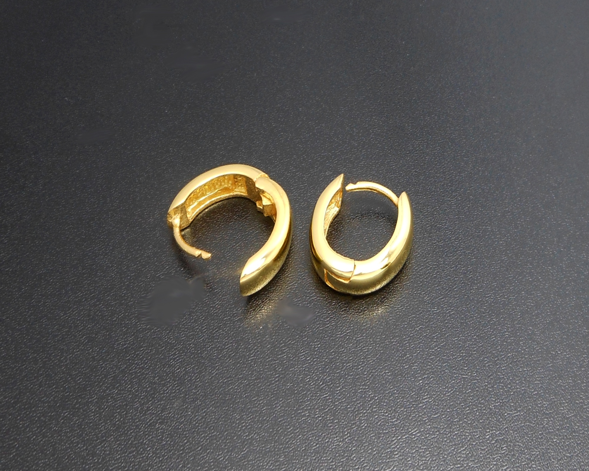 Oval Huggie Earrings – 925 Sterling Silver 4mm Wide Unisex Handmade Hoops - Image 5
