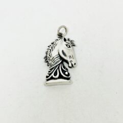 Handcrafted 925 sterling silver knight chess pendant with detailed oxidized finish.